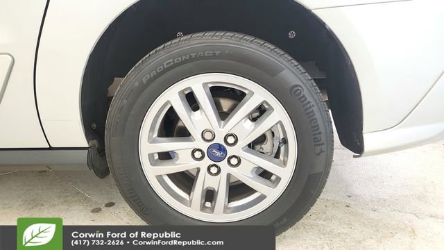 Certified 2022 Ford Transit Connect XLT image 28