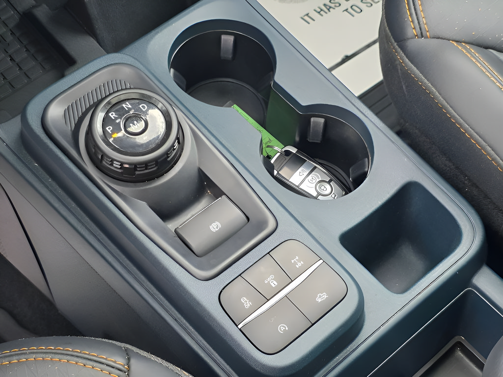 Certified 2025 Ford Maverick Tremor AWD/4WD image 23