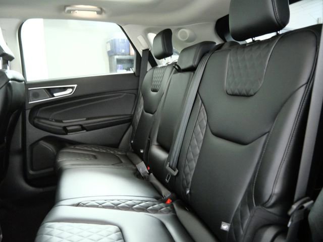 Certified 2023 Ford Edge Titanium w/ Class II Trailer Tow Package AWD/4WD image 15