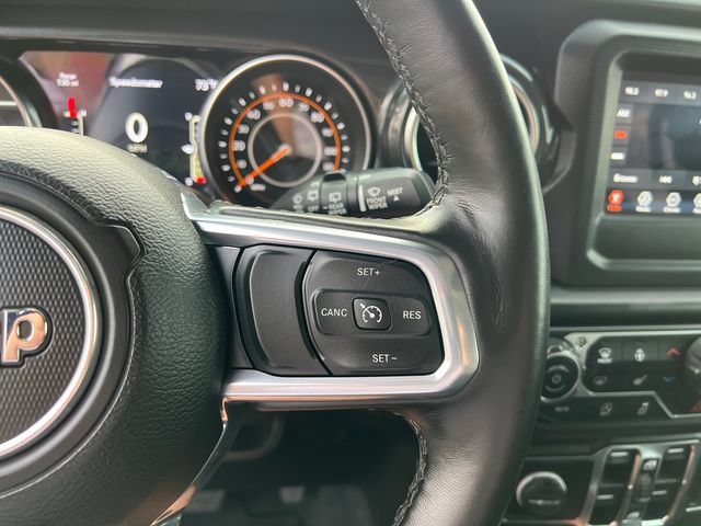 Used 2021 Jeep Wrangler Unlimited Sahara AWD/4WD image 17