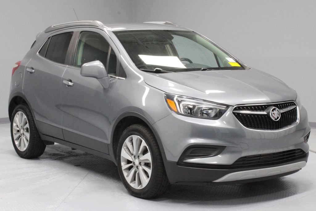 Used 2020 Buick Encore Preferred FWD image 1