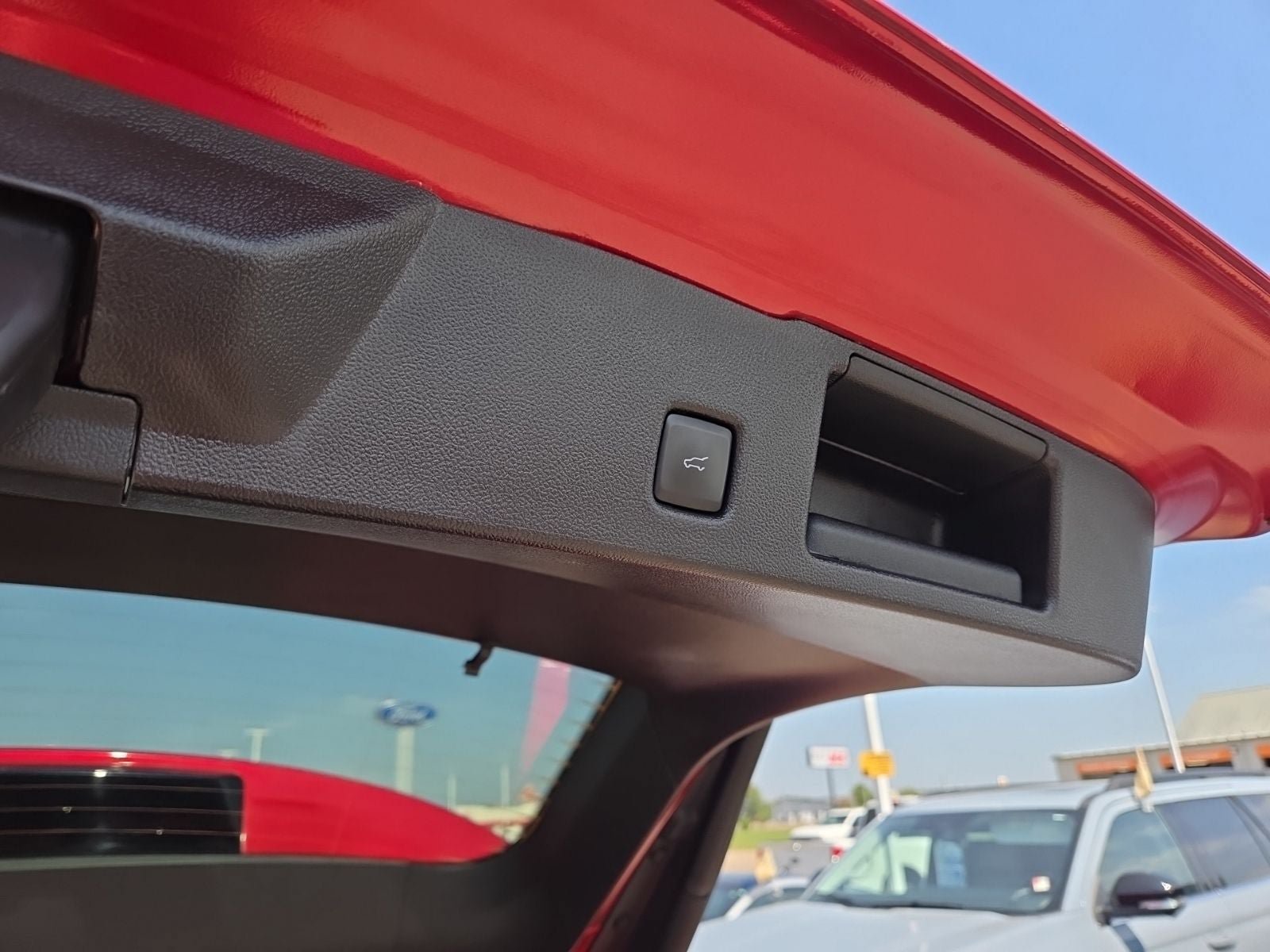 Certified 2025 Ford Escape SE w/ Class II Trailer Tow Package FWD image 13