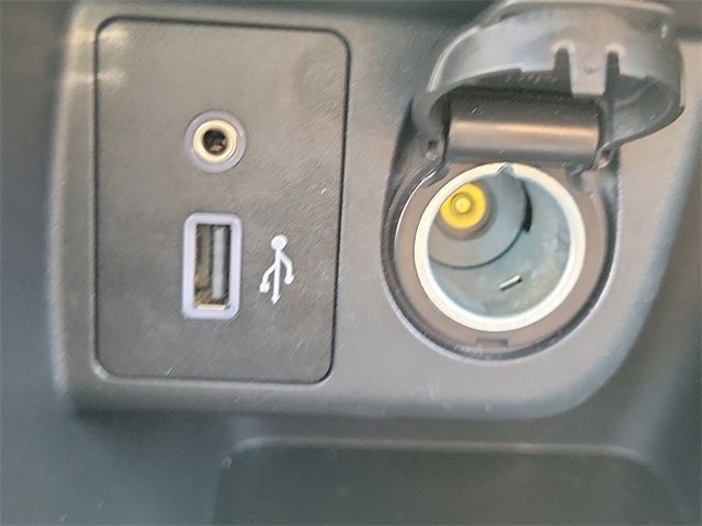 Used 2025 Nissan Versa S image 27