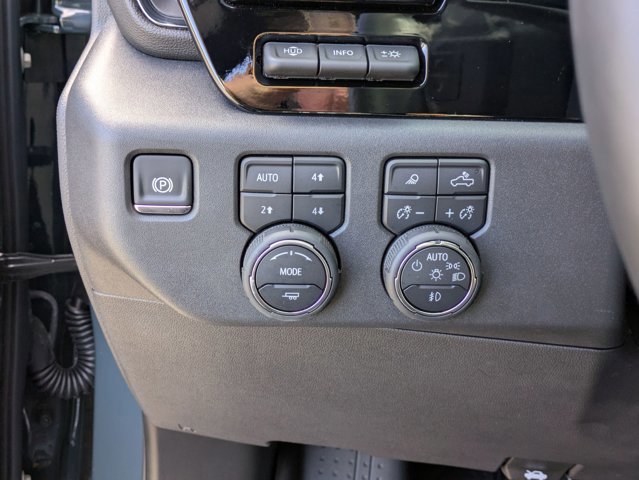 Used 2025 Chevrolet Silverado 1500 ZR2 w/ Technology Package image 17