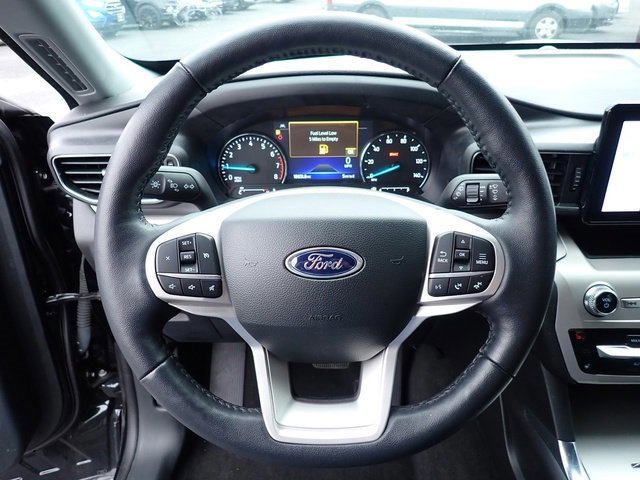 Certified 2023 Ford Explorer XLT w/ Equipment Group 202A image 24