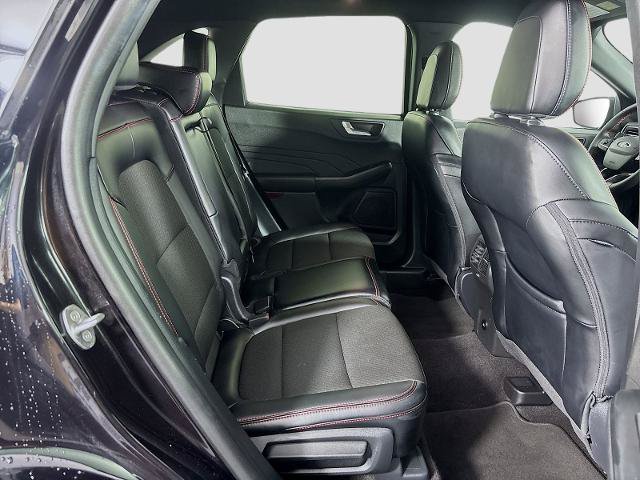 Certified 2025 Ford Escape ST-Line FWD image 25