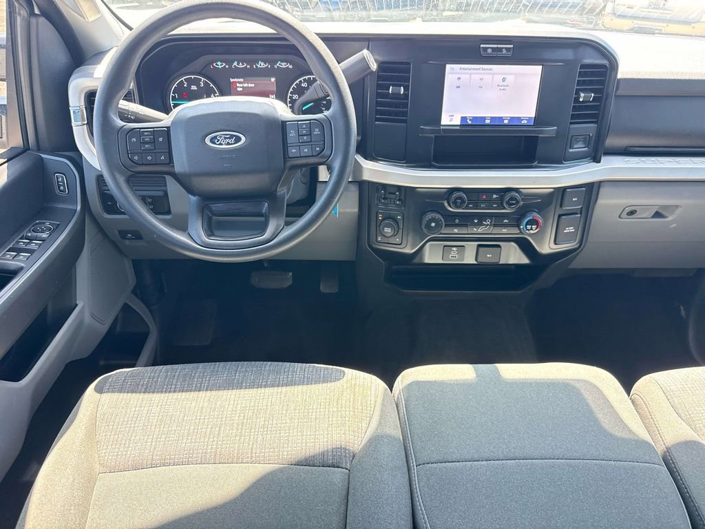 Certified 2025 Ford F250 XLT w/ FX4 Off-Road Package AWD/4WD image 12