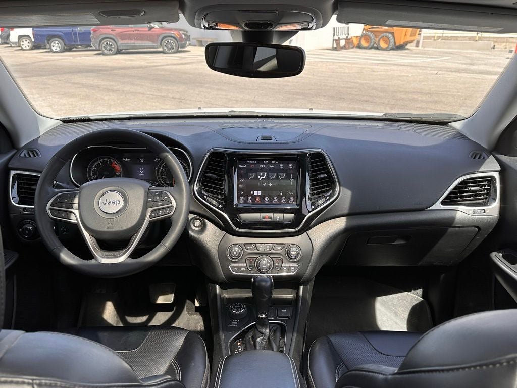 Used 2022 Jeep Cherokee Limited w/ Mopar Interior Package AWD/4WD image 27