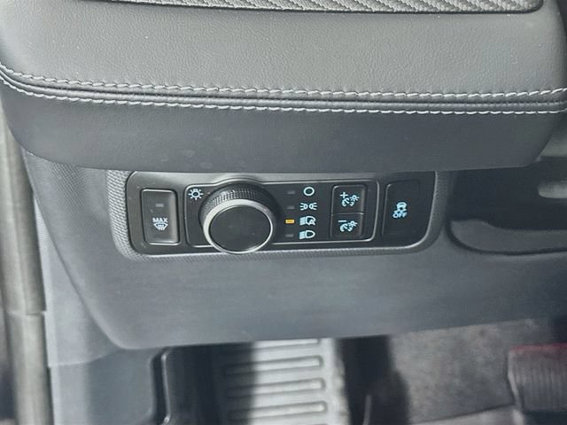 Certified 2025 Ford Mustang Mach-E Premium AWD/4WD image 17