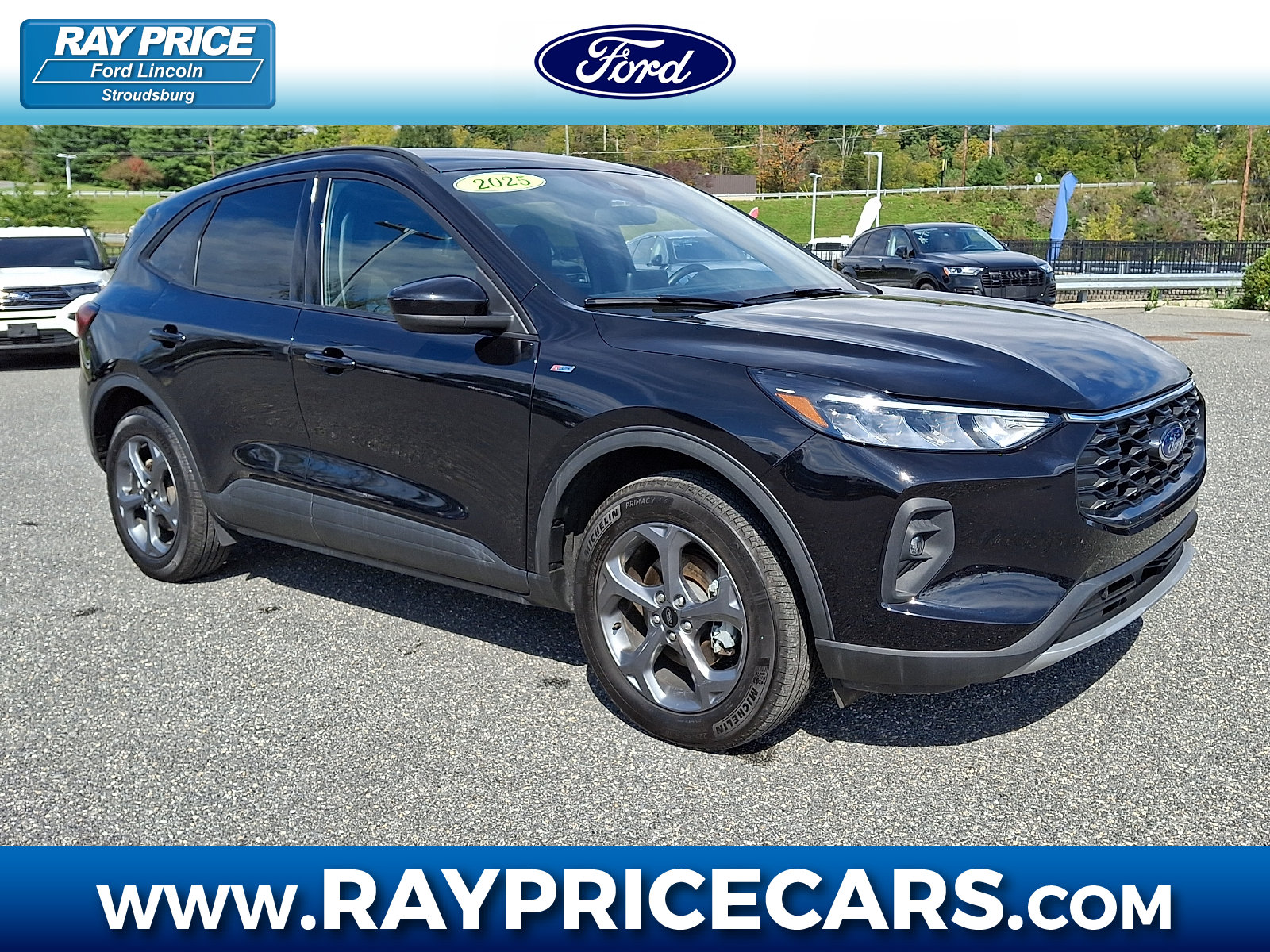 Certified 2025 Ford Escape ST-Line Select AWD/4WD image 1