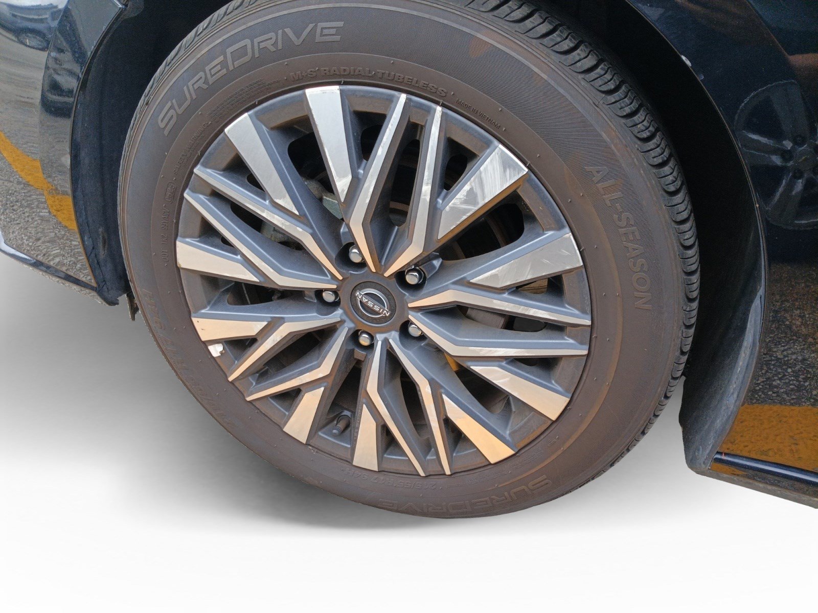 Used 2025 Nissan Altima 2.5 SV FWD image 5