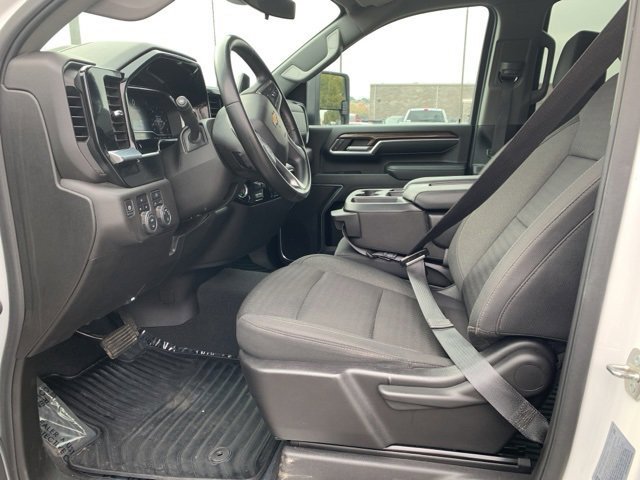 Used 2024 Chevrolet Silverado 2500 LT image 15