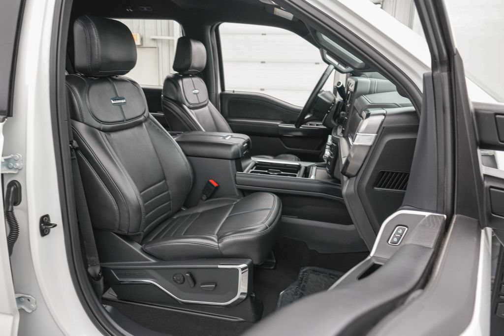 Certified 2025 Ford F250 Platinum AWD/4WD image 24