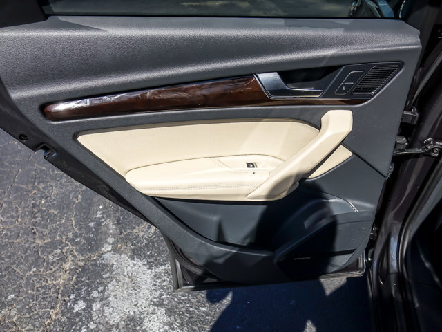 Used 2018 Audi Q5 Prestige AWD/4WD image 24