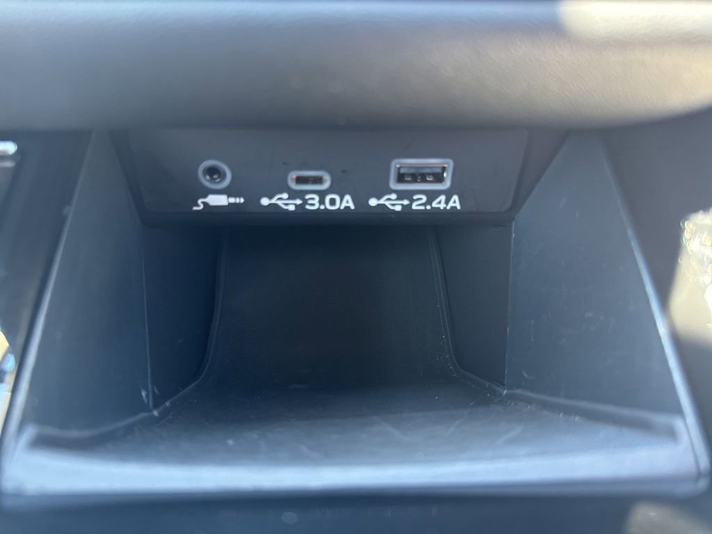 Used 2024 Subaru Legacy Limited image 28