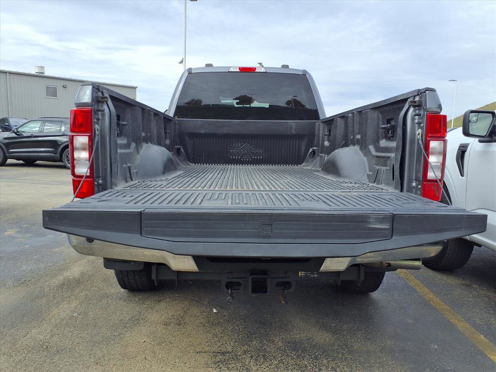 Certified 2022 Ford F350 XLT w/ XLT Premium Package image 10