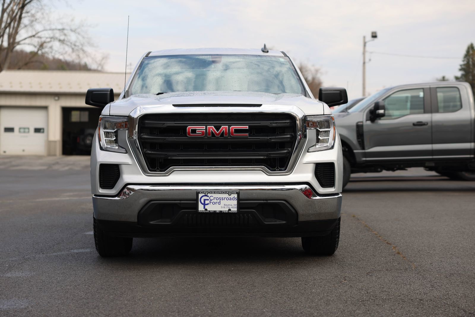 Used 2021 GMC Sierra 1500 2WD Regular Cab w/ Convenience Package image 2