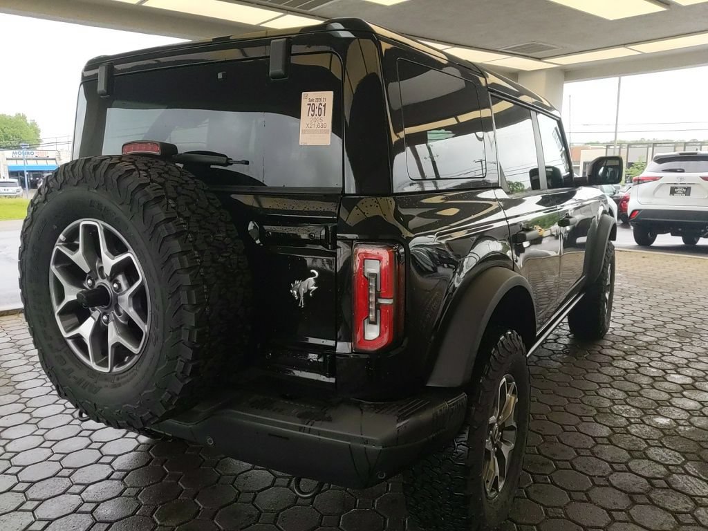 Certified 2025 Ford Bronco Badlands AWD/4WD image 6