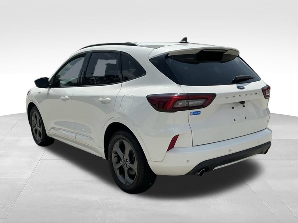 Certified 2023 Ford Escape ST-Line w/ Tech Pack #1 FWD image 6