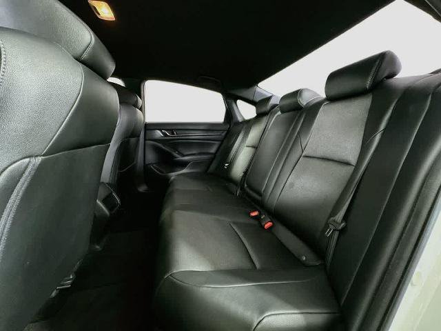 Used 2019 Honda Accord Sport image 13