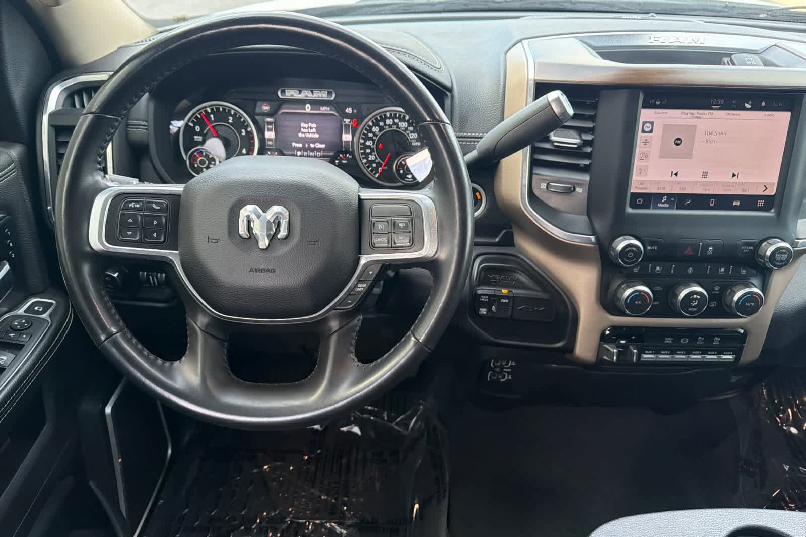 Used 2022 RAM 2500 Laramie AWD/4WD image 14