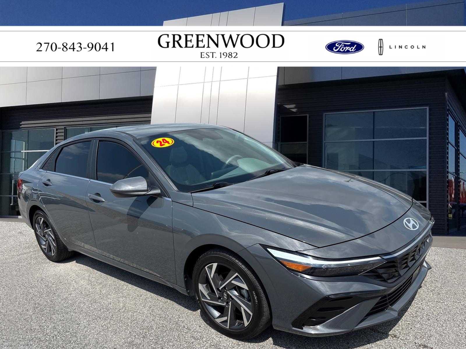 Used 2024 Hyundai Elantra SEL w/ Convenience Package