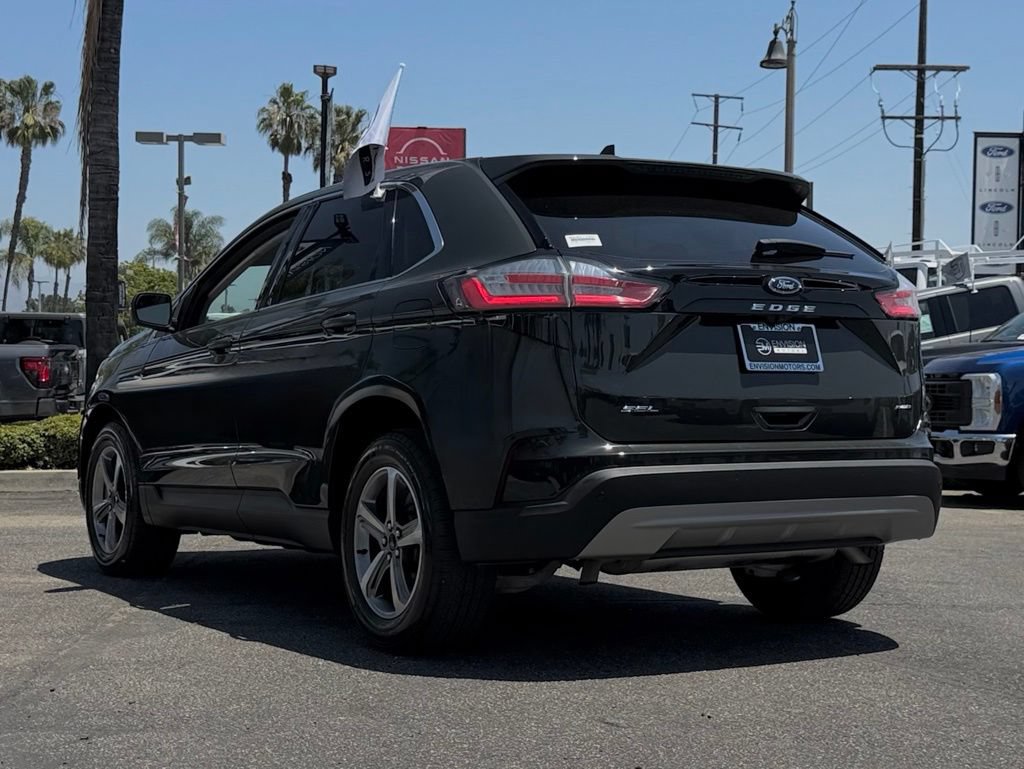 Certified 2024 Ford Edge SEL w/ Convenience Package AWD/4WD image 8