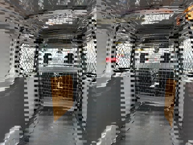 Certified 2022 Ford Transit Connect XLT image 12