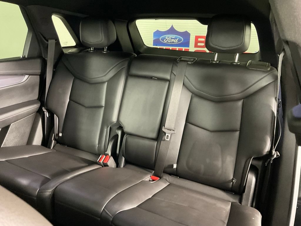 Used 2021 Cadillac XT5 Luxury FWD image 16