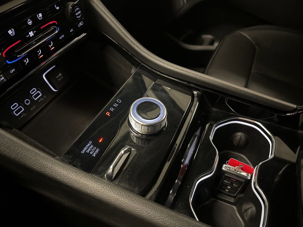 Used 2021 Jeep Grand Cherokee L Limited w/ Luxury Tech Group II image 38