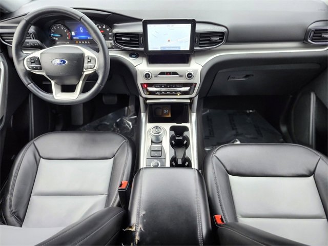 Certified 2022 Ford Explorer XLT w/ Equipment Group 202A image 12