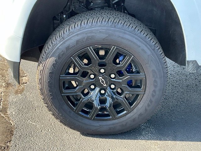 Used 2026 Chevrolet Colorado W/T w/ WT Custom Package AWD/4WD image 11
