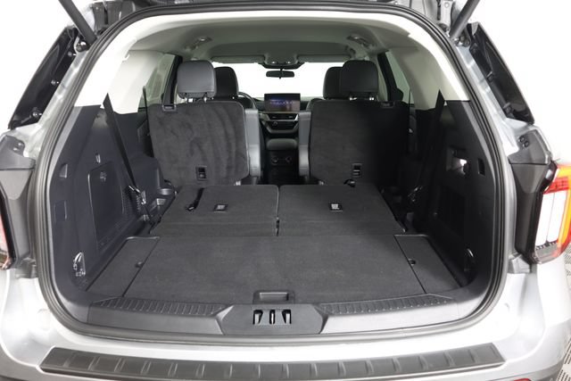 Certified 2025 Ford Explorer Active w/ Active Comfort Package AWD/4WD image 61
