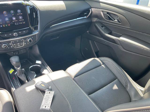 Used 2023 Chevrolet Traverse Premier FWD image 25