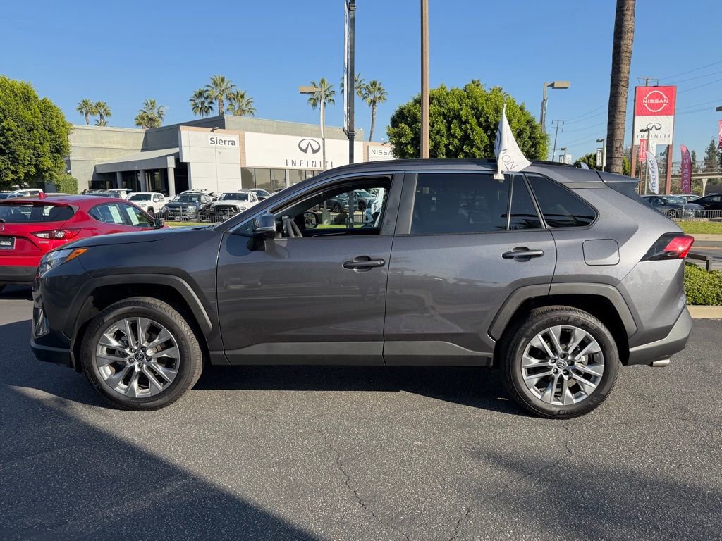 Used 2024 Toyota RAV4 XLE Premium image 5