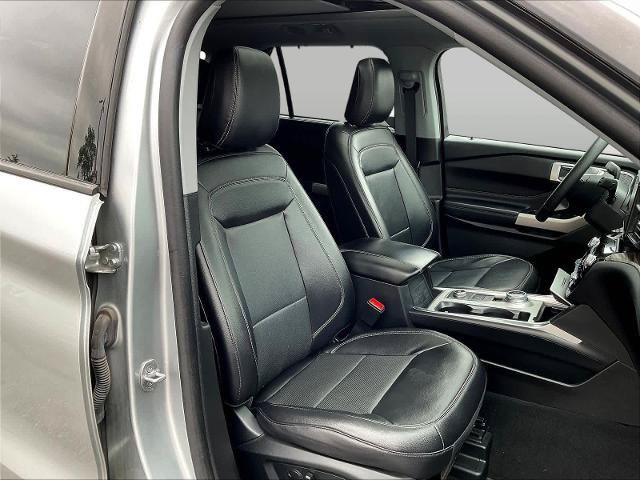 Certified 2023 Ford Explorer Limited AWD/4WD image 32