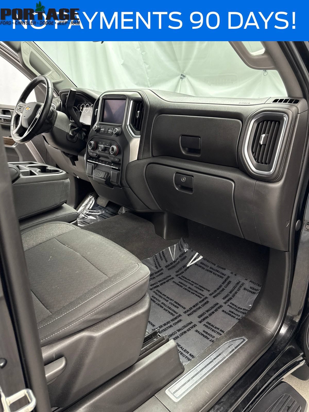 Used 2020 Chevrolet Silverado 1500 LT w/ Convenience Package AWD/4WD image 26