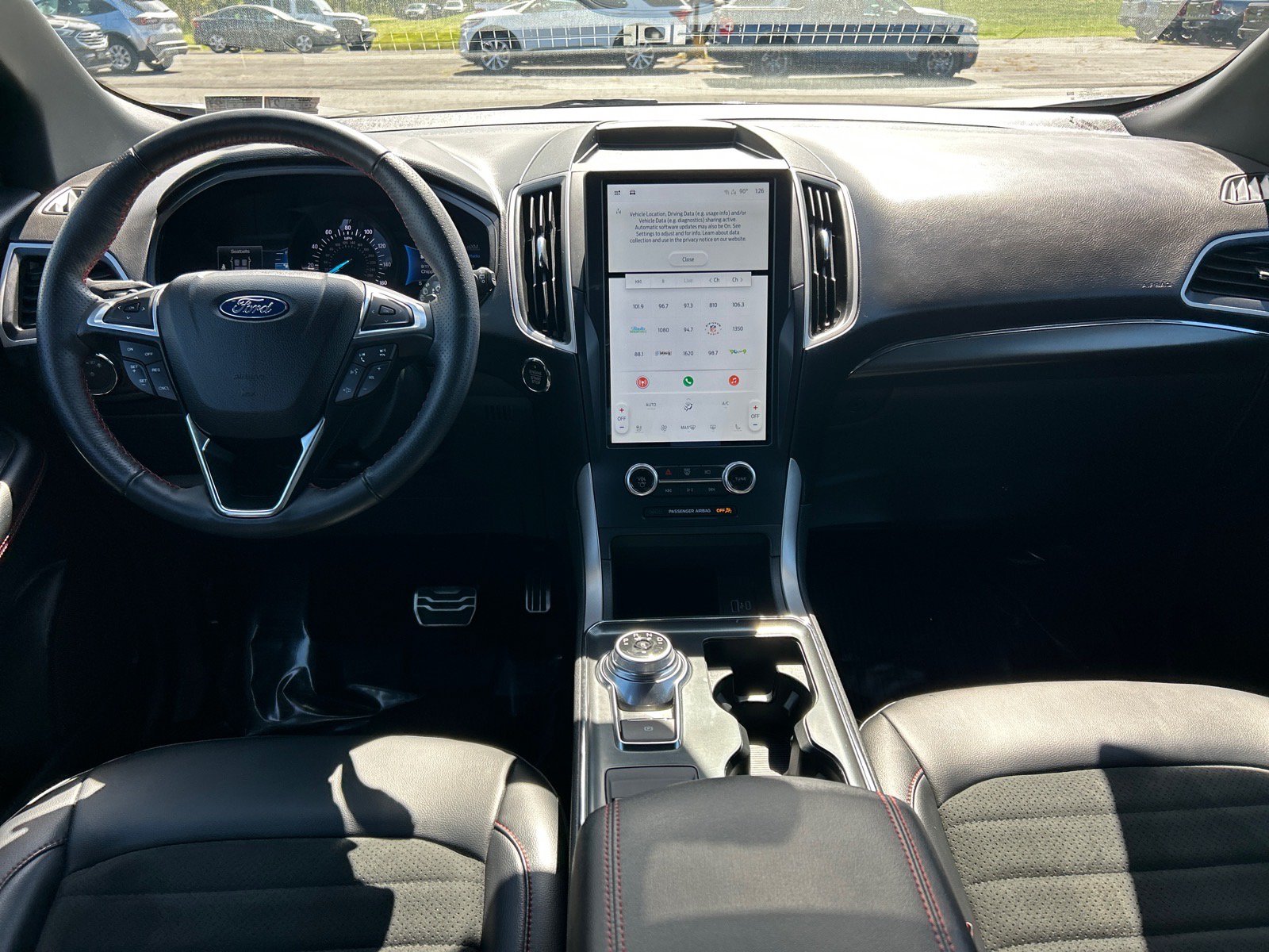 Certified 2022 Ford Edge ST-Line w/ Class II Trailer Tow Package AWD/4WD image 3