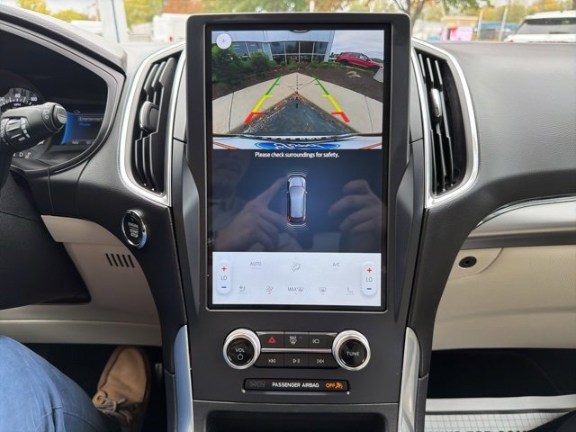 Certified 2024 Ford Edge Titanium image 21