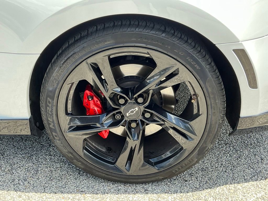 Used 2022 Chevrolet Camaro SS RWD image 24