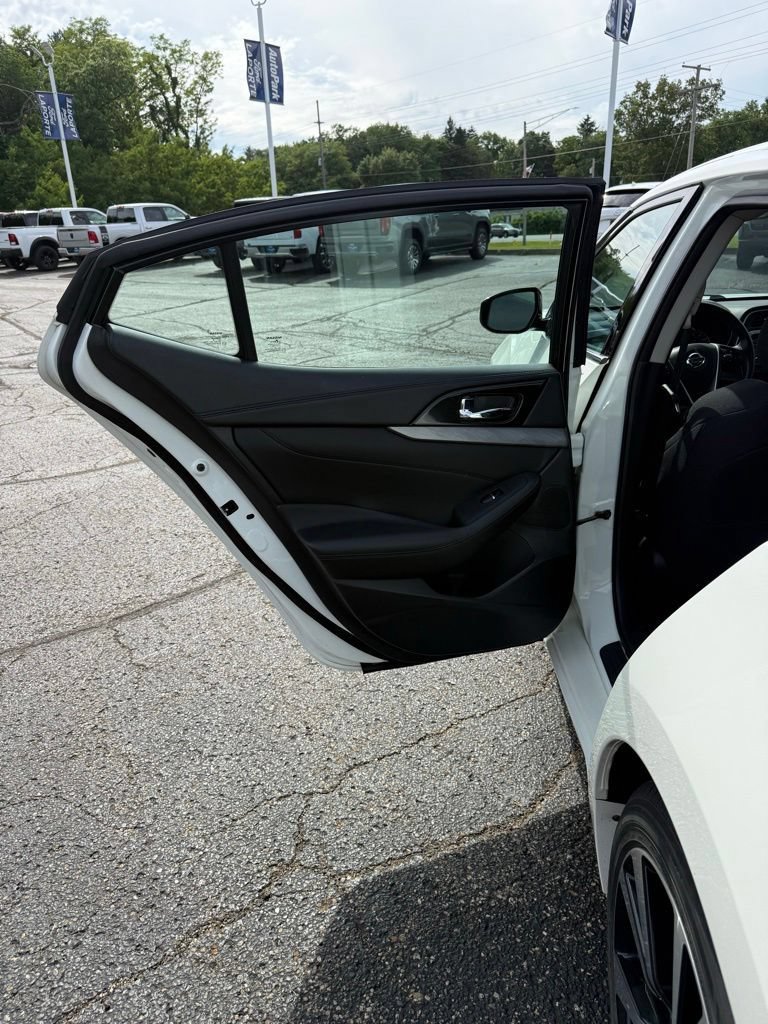 Used 2018 Nissan Maxima 3.5 S FWD image 10