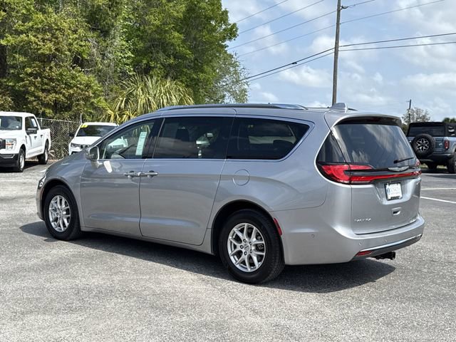 Used 2021 Chrysler Pacifica Touring-L w/ Premium & Safety Sphere Group image 13