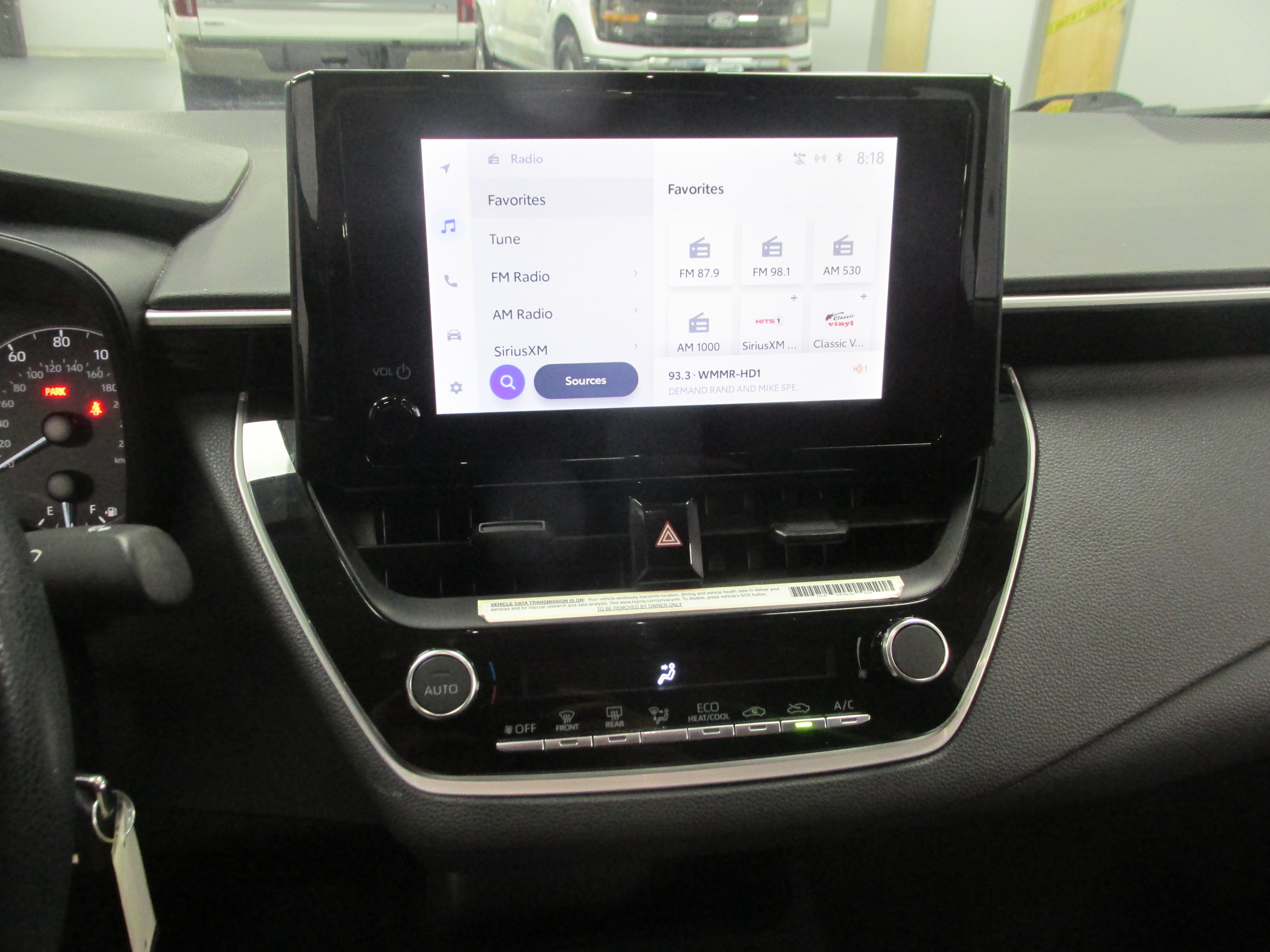 Used 2024 Toyota Corolla LE FWD image 34