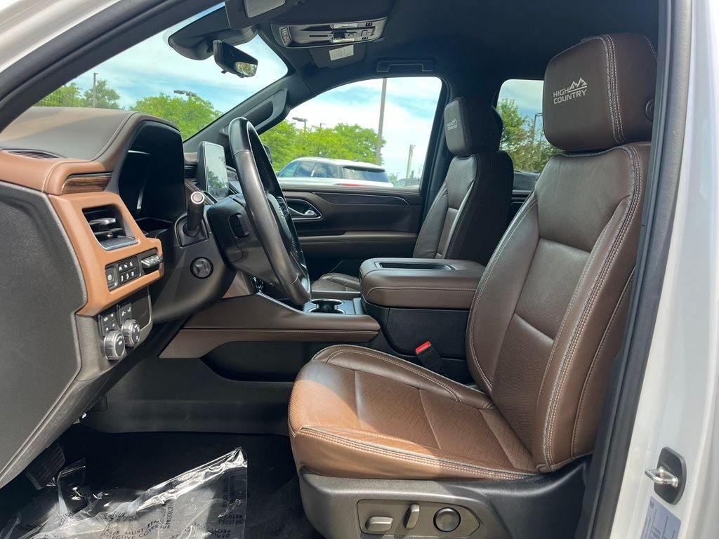 Used 2023 Chevrolet Tahoe High Country AWD/4WD image 24