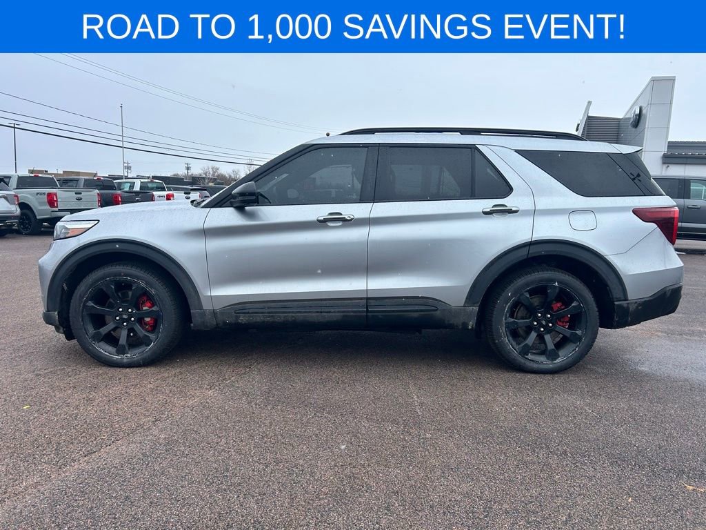 Certified 2023 Ford Explorer ST w/ Equipment Group 401A image 3