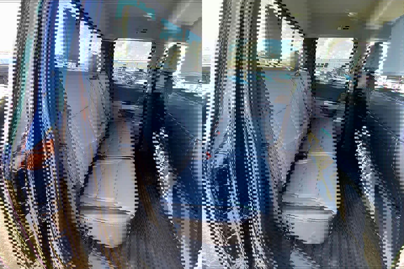 Certified 2022 Ford F150 Lariat w/ Equipment Group 502A High image 19