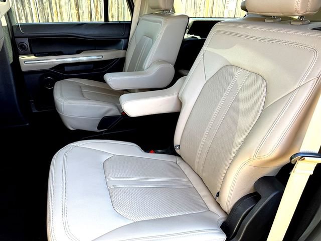 Certified 2024 Ford Expedition Limited image 23