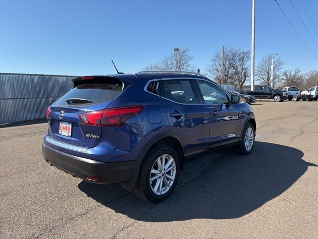 Used 2019 Nissan Rogue Sport SV w/ All-Weather Package image 5