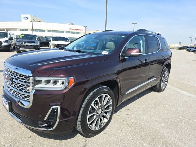 Used 2021 GMC Acadia Denali w/ Denali Ultimate Package