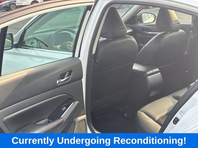 Used 2024 Nissan Altima 2.5 SR FWD image 12